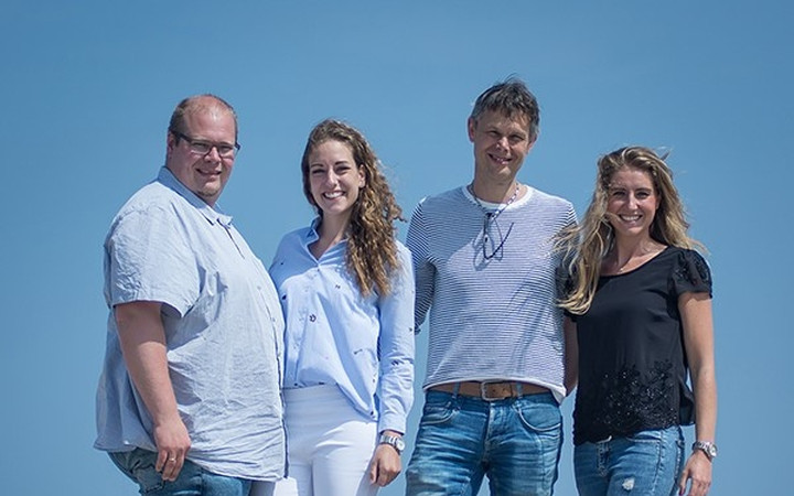 Gospelband 4tune treedt op in de Dorpskerk