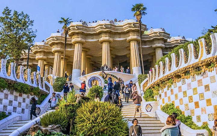 Antoni Gaudí: dichter in steen.